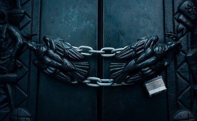 The Locked Room Testimony
